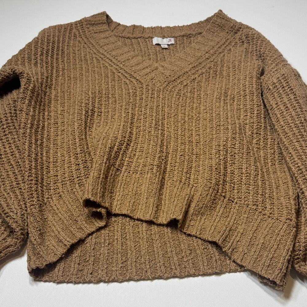 SO V-Neck Chunky Sweater in Camel Brown - Picture 3 of 4